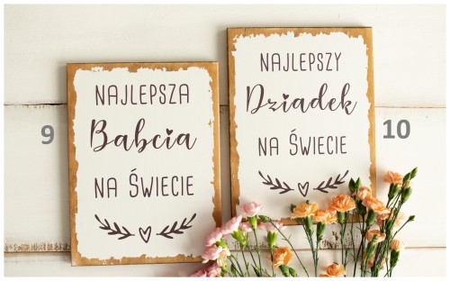 tabliczki drewniane z napisami