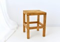 taboret drewniany do sesji zdjęciowych