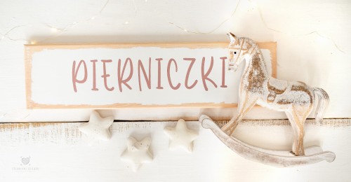 tabliczka z napisem PIERNICZKI